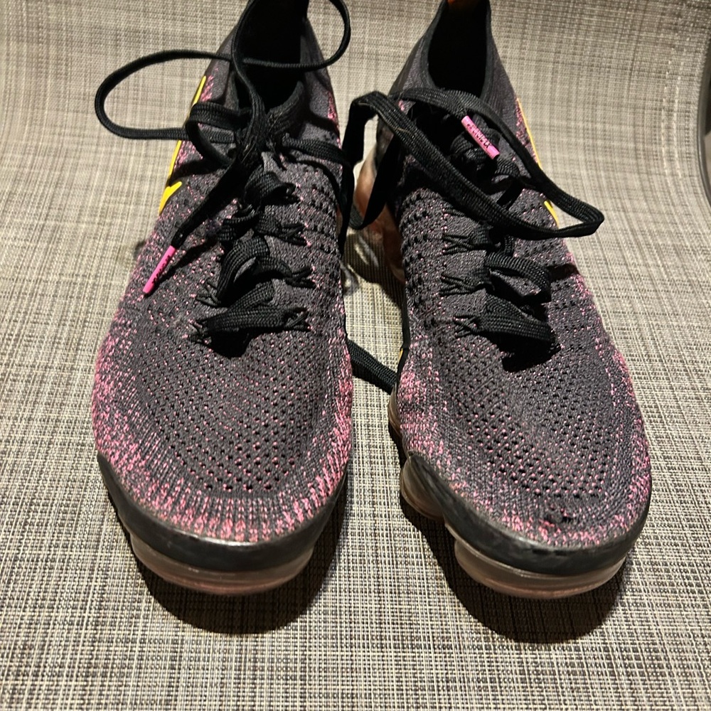 Stylish Women's Black and Pink nike Sneakers trainers fun and cute